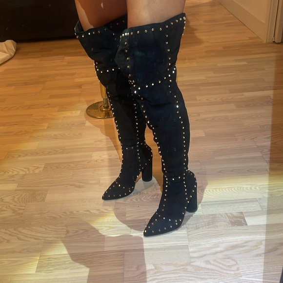 Black suede like thigh high boots with gold studs - Picture 8 of 8